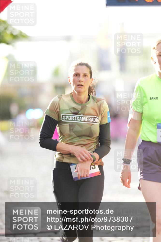 12.06.2026 - Holstenköstenlauf LAZAROV Photography http://msf.ph/oto/9738307 12.06.2026 20:03:23 Laufen 3127, 3257, 3439, 3477, 3508, 4182, 4903 meine-sportfotos.de
