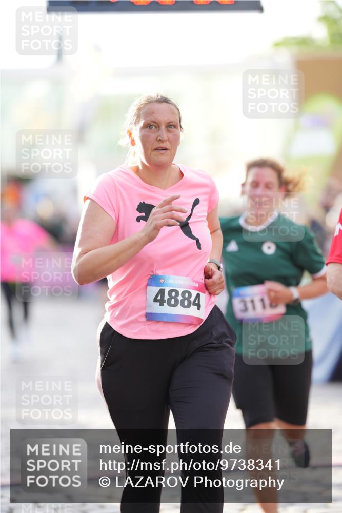 12.06.2026 - Holstenköstenlauf LAZAROV Photography http://msf.ph/oto/9738341 12.06.2026 20:02:51 Laufen 3118, 4143, 4267, 4350, 4833, 4884 meine-sportfotos.de
