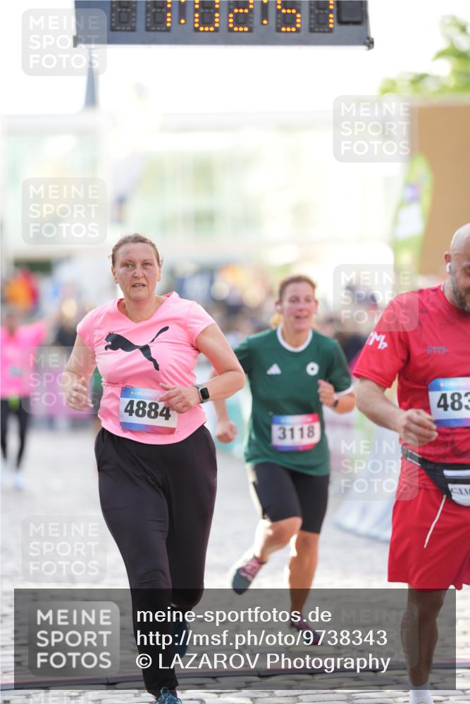 12.06.2026 - Holstenköstenlauf LAZAROV Photography http://msf.ph/oto/9738343 12.06.2026 20:02:50 Laufen 3118, 3125, 4143, 4267, 4350, 4833, 4884 meine-sportfotos.de