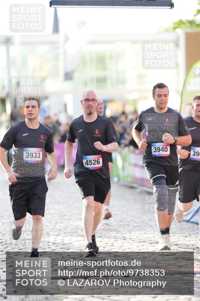 12.06.2026 - Holstenköstenlauf LAZAROV Photography http://msf.ph/oto/9738353 12.06.2026 20:02:42 Laufen 3125, 3184, 3905, 3933, 3940, 4154, 4155, 4526, 4557 meine-sportfotos.de