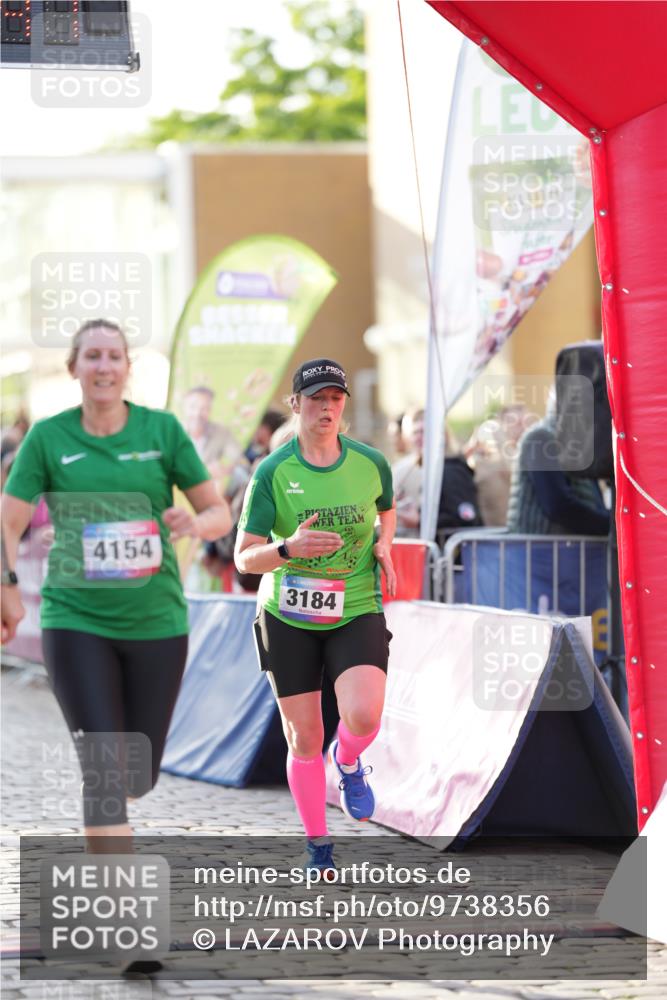 12.06.2026 - Holstenköstenlauf LAZAROV Photography http://msf.ph/oto/9738356 12.06.2026 20:02:40 Laufen 3125, 3184, 3905, 3933, 3940, 4154, 4155, 4526, 4557 meine-sportfotos.de