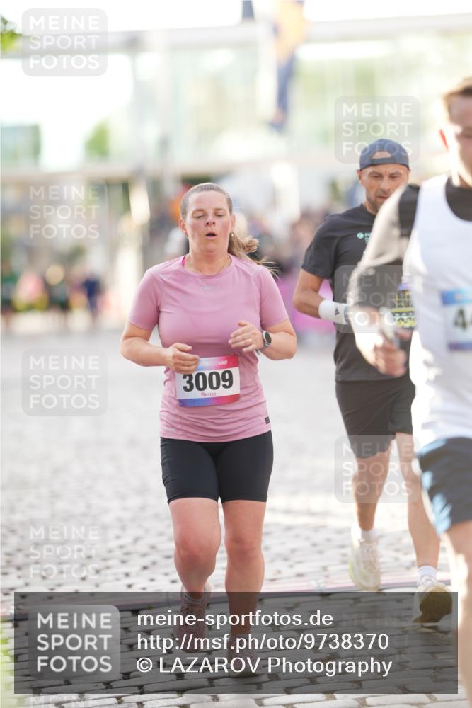 12.06.2026 - Holstenköstenlauf LAZAROV Photography http://msf.ph/oto/9738370 12.06.2026 20:02:23 Laufen 3008, 3009, 3789, 3978, 4426, 4446, 4731, 4808 meine-sportfotos.de