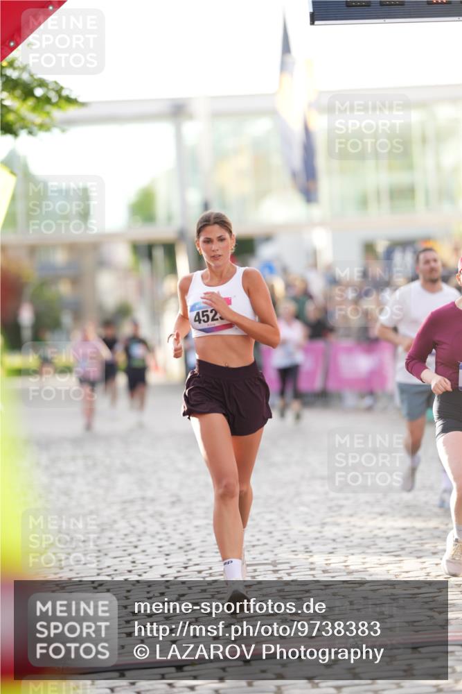 12.06.2026 - Holstenköstenlauf LAZAROV Photography http://msf.ph/oto/9738383 12.06.2026 20:02:15 Laufen 3041, 3131, 4523, 4731 meine-sportfotos.de