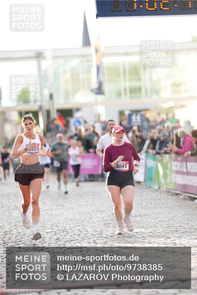 12.06.2026 - Holstenköstenlauf LAZAROV Photography http://msf.ph/oto/9738385 12.06.2026 20:02:14 Laufen 3041, 3131, 4523, 4731 meine-sportfotos.de