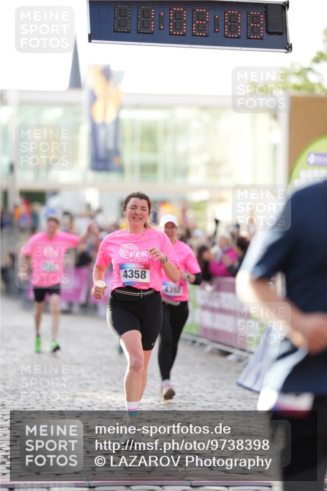 12.06.2026 - Holstenköstenlauf LAZAROV Photography http://msf.ph/oto/9738398 12.06.2026 20:02:02 Laufen 3166, 3167, 3485, 3766, 3950, 4352, 4357, 4358, 4361, 4362 meine-sportfotos.de