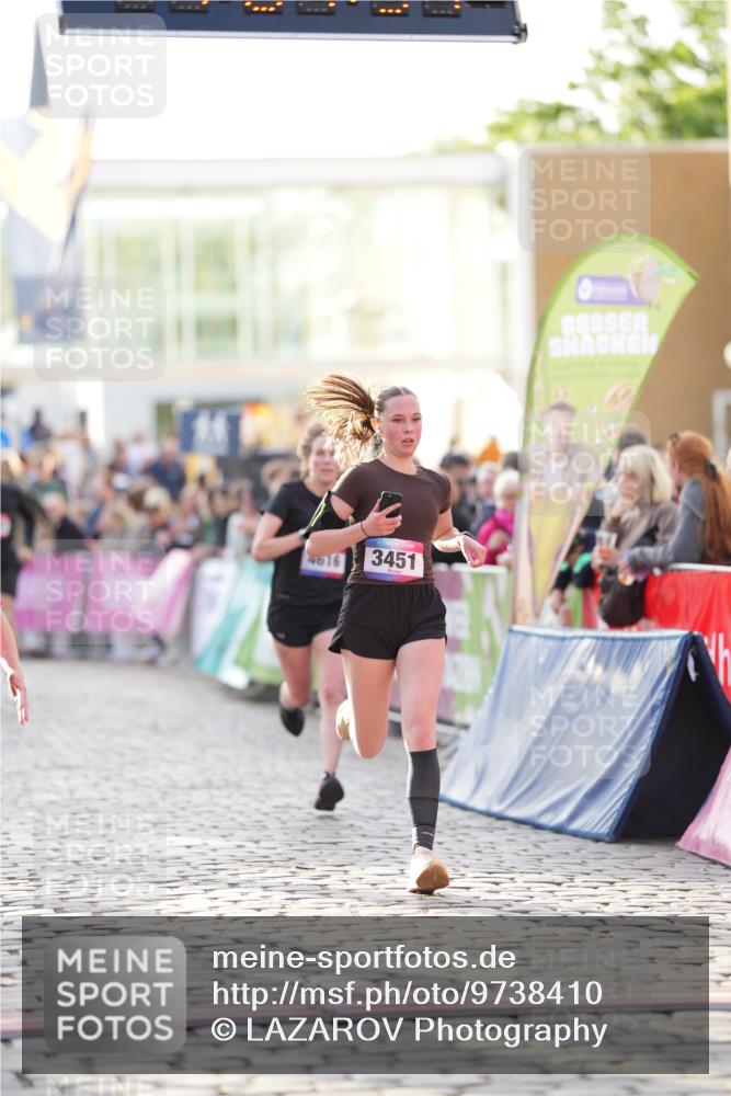 12.06.2026 - Holstenköstenlauf LAZAROV Photography http://msf.ph/oto/9738410 12.06.2026 20:01:53 Laufen 3085, 3451, 3626, 3763, 4066, 4362, 4616, 4748 meine-sportfotos.de