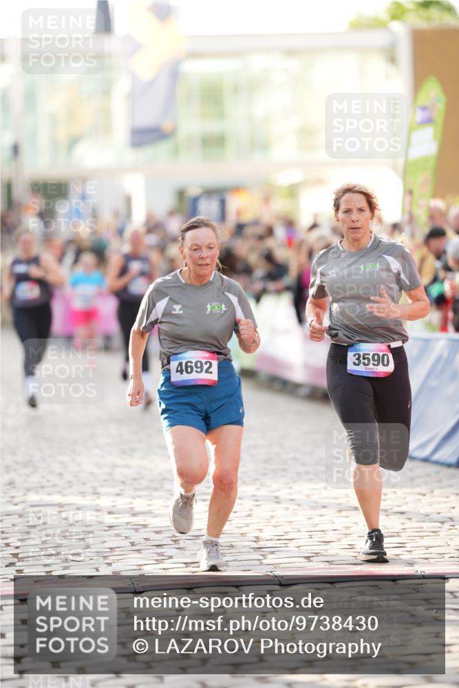 12.06.2026 - Holstenköstenlauf LAZAROV Photography http://msf.ph/oto/9738430 12.06.2026 20:01:31 Laufen 3079, 3238, 3320, 3590, 4692, 4796 meine-sportfotos.de
