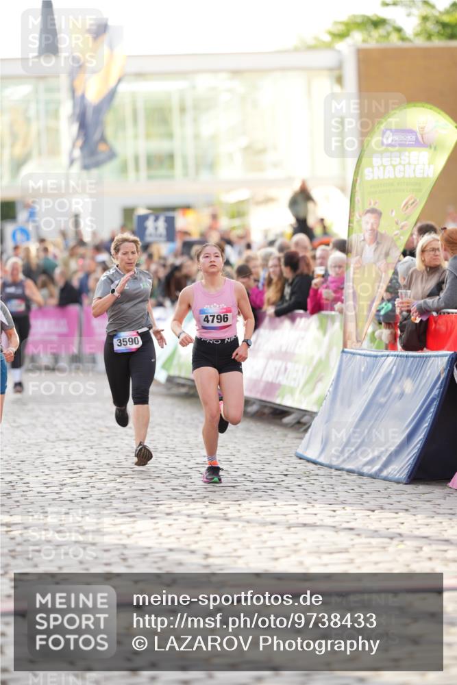 12.06.2026 - Holstenköstenlauf LAZAROV Photography http://msf.ph/oto/9738433 12.06.2026 20:01:29 Laufen 3079, 3590, 4692, 4796 meine-sportfotos.de