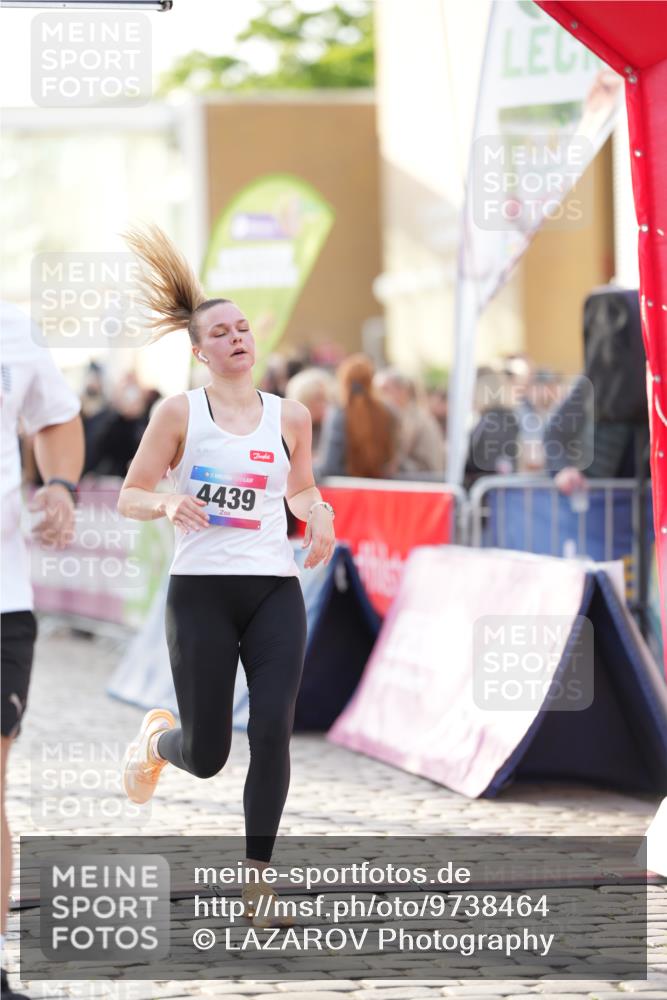 12.06.2026 - Holstenköstenlauf LAZAROV Photography http://msf.ph/oto/9738464 12.06.2026 20:00:58 Laufen 3284, 3558, 4439, 4727, 4792, 4931 meine-sportfotos.de