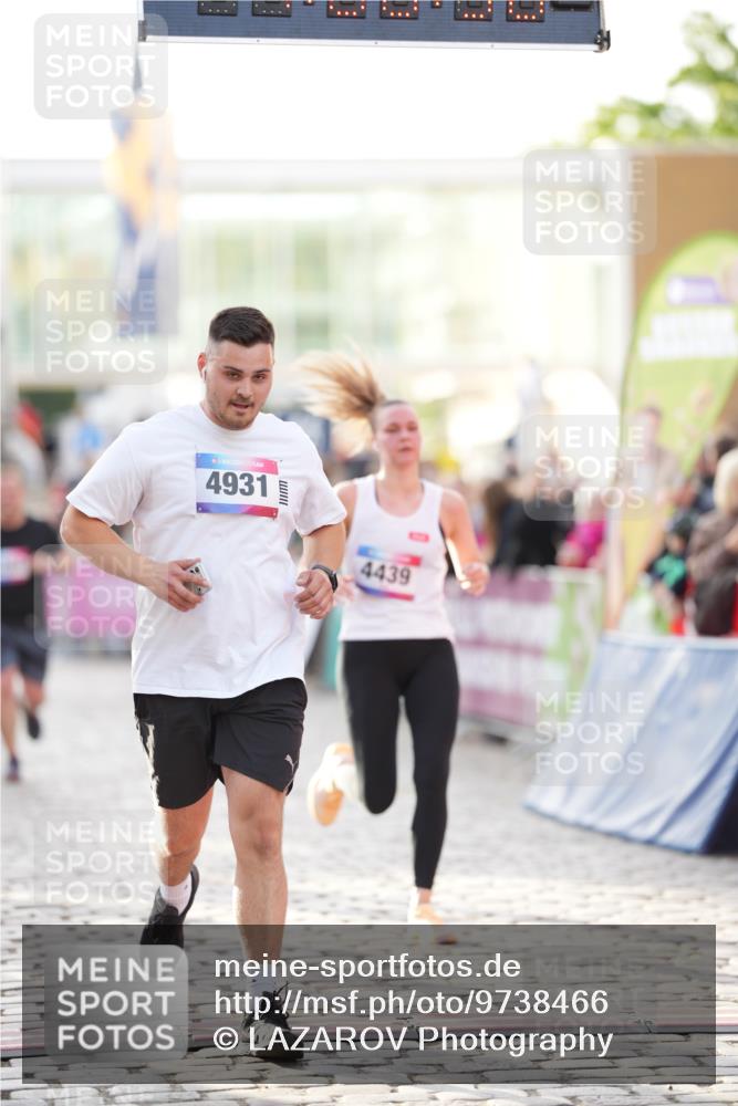 12.06.2026 - Holstenköstenlauf LAZAROV Photography http://msf.ph/oto/9738466 12.06.2026 20:00:57 Laufen 3558, 4439, 4792, 4931 meine-sportfotos.de