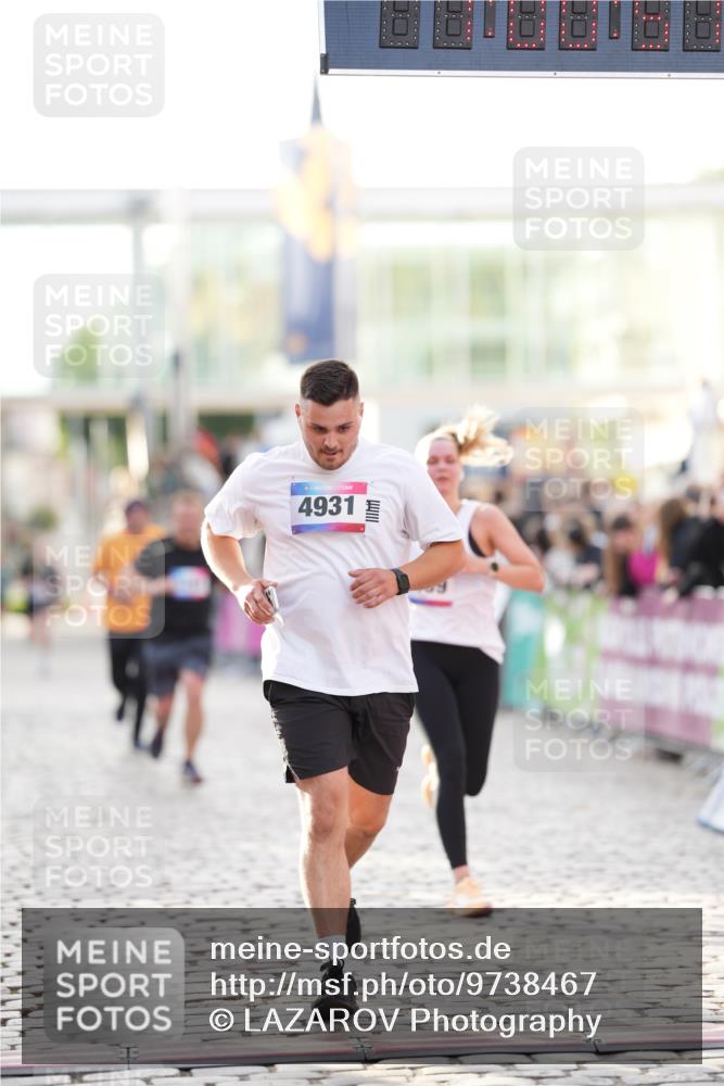 12.06.2026 - Holstenköstenlauf LAZAROV Photography http://msf.ph/oto/9738467 12.06.2026 20:00:57 Laufen 3558, 4439, 4792, 4931 meine-sportfotos.de