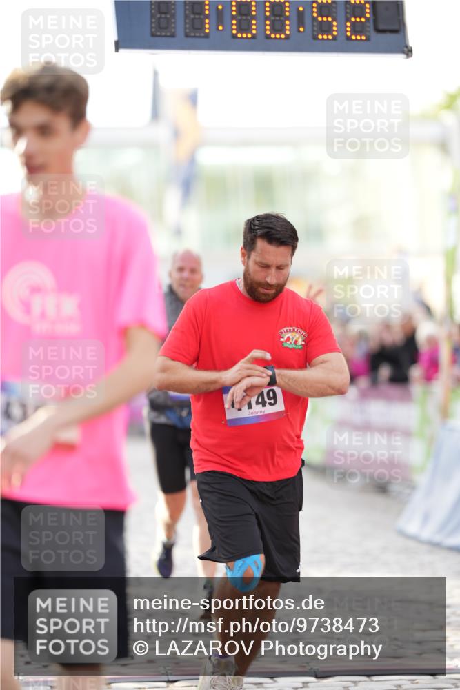 12.06.2026 - Holstenköstenlauf LAZAROV Photography http://msf.ph/oto/9738473 12.06.2026 20:00:51 Laufen 3558, 4149, 4382, 4792, 4922 meine-sportfotos.de
