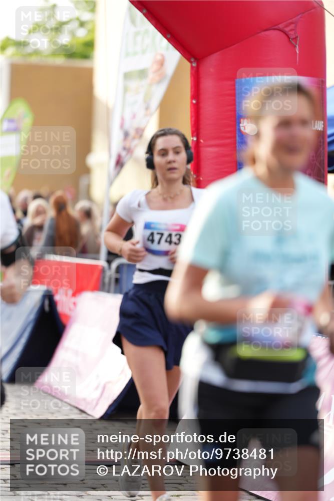 12.06.2026 - Holstenköstenlauf LAZAROV Photography http://msf.ph/oto/9738481 12.06.2026 20:00:43 Laufen 3825, 3907, 4427, 4743, 4890, 4922 meine-sportfotos.de