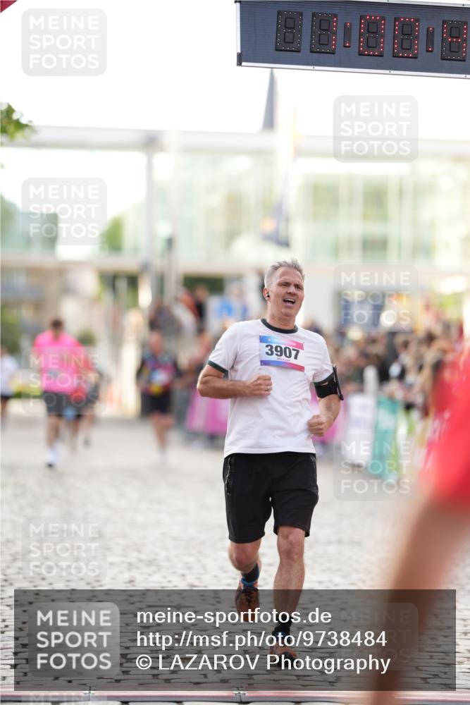 12.06.2026 - Holstenköstenlauf LAZAROV Photography http://msf.ph/oto/9738484 12.06.2026 20:00:42 Laufen 3825, 3907, 4427, 4743, 4890 meine-sportfotos.de