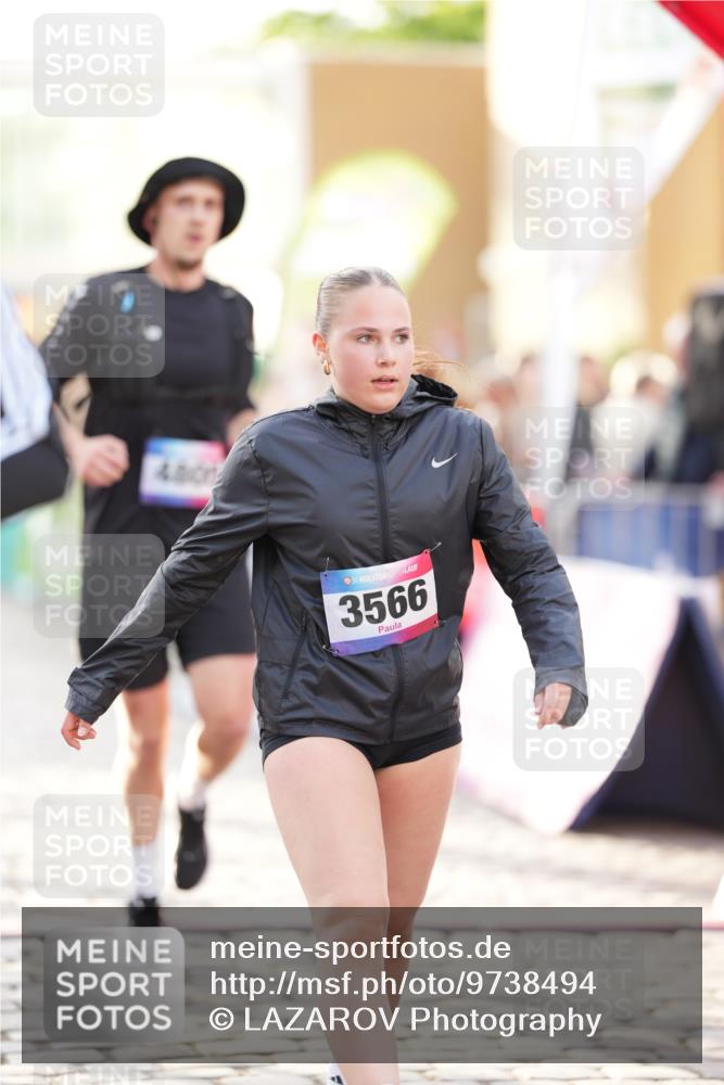 12.06.2026 - Holstenköstenlauf LAZAROV Photography http://msf.ph/oto/9738494 12.06.2026 20:00:30 Laufen 3154, 3566, 4246, 4365, 4366, 4805 meine-sportfotos.de
