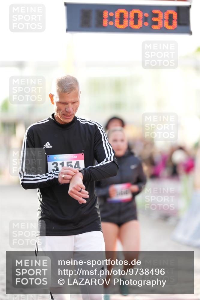 12.06.2026 - Holstenköstenlauf LAZAROV Photography http://msf.ph/oto/9738496 12.06.2026 20:00:29 Laufen 3087, 3154, 3566, 4246, 4365, 4366, 4805 meine-sportfotos.de