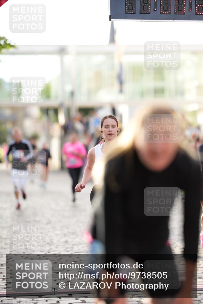 12.06.2026 - Holstenköstenlauf LAZAROV Photography http://msf.ph/oto/9738505 12.06.2026 20:00:22 Laufen 3055, 3087, 3154, 3879, 4246, 4365, 4366, 4933 meine-sportfotos.de