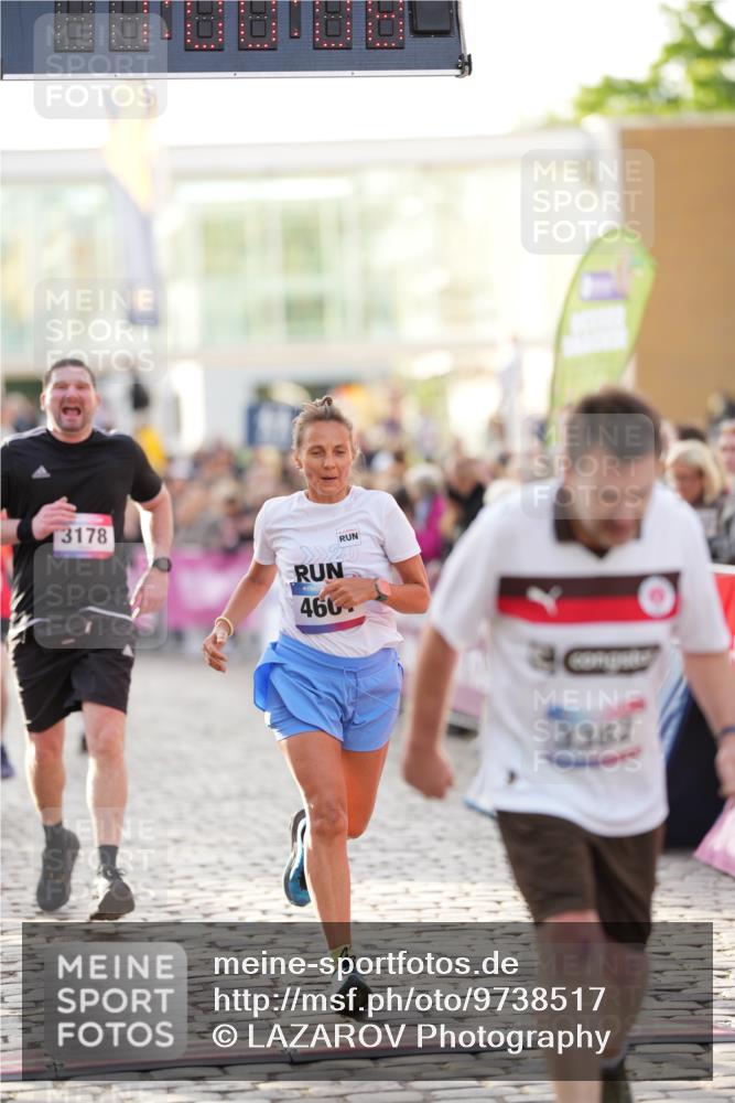 12.06.2026 - Holstenköstenlauf LAZAROV Photography http://msf.ph/oto/9738517 12.06.2026 20:00:07 Laufen 3178, 3382, 3653, 3785, 3835, 4457, 4601, 4723, 4834 meine-sportfotos.de