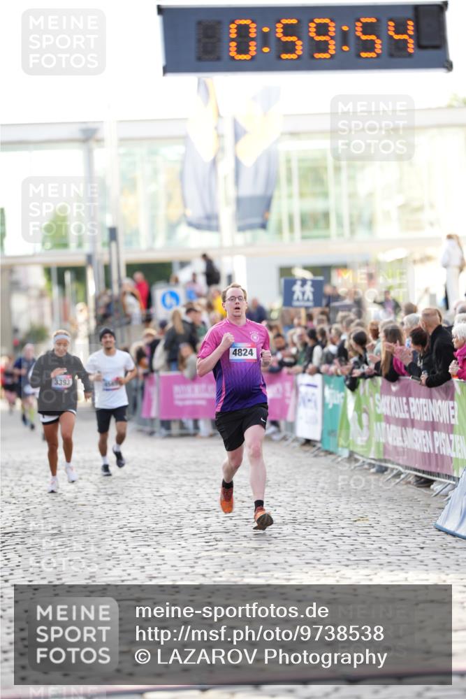 12.06.2026 - Holstenköstenlauf LAZAROV Photography http://msf.ph/oto/9738538 12.06.2026 19:59:53 Laufen 3393, 4824 meine-sportfotos.de