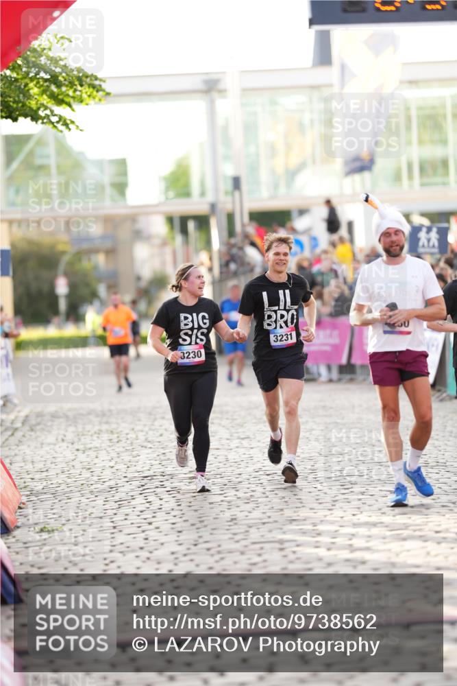 12.06.2026 - Holstenköstenlauf LAZAROV Photography http://msf.ph/oto/9738562 12.06.2026 19:59:30 Laufen 3230, 3231, 3269, 3749, 4180, 4587 meine-sportfotos.de
