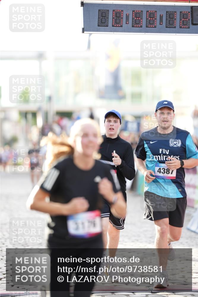12.06.2026 - Holstenköstenlauf LAZAROV Photography http://msf.ph/oto/9738581 12.06.2026 19:59:11 Laufen 3176, 3278, 3340, 3478, 4387 meine-sportfotos.de