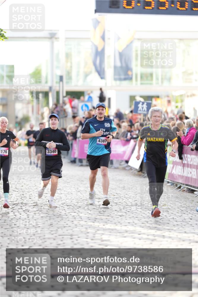 12.06.2026 - Holstenköstenlauf LAZAROV Photography http://msf.ph/oto/9738586 12.06.2026 19:59:08 Laufen 3176, 3278, 3340, 3478, 4387 meine-sportfotos.de