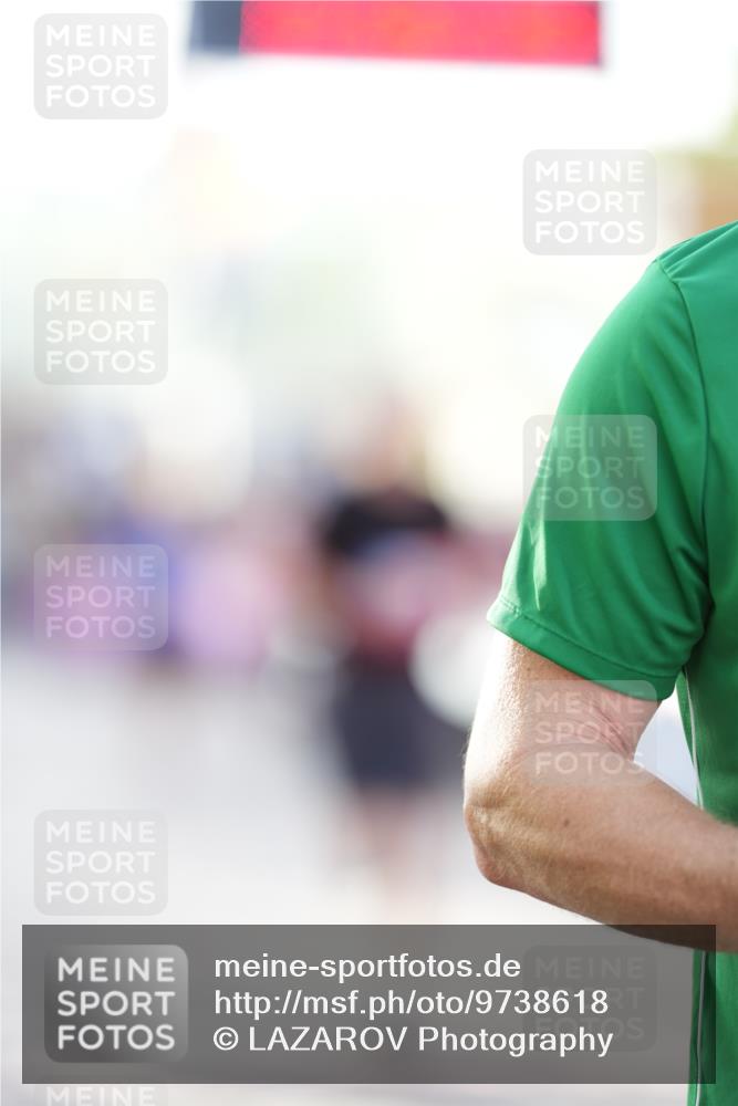12.06.2026 - Holstenköstenlauf LAZAROV Photography http://msf.ph/oto/9738618 12.06.2026 19:58:38 Laufen 3244, 3793, 3903, 4126, 4379, 4659 meine-sportfotos.de