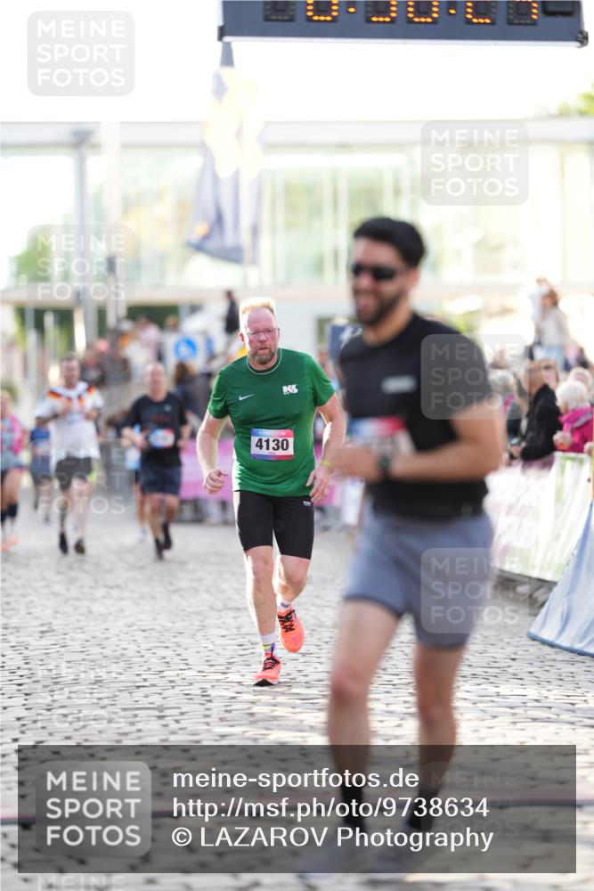 12.06.2026 - Holstenköstenlauf LAZAROV Photography http://msf.ph/oto/9738634 12.06.2026 19:58:23 Laufen 3180, 3887, 4130, 4577 meine-sportfotos.de