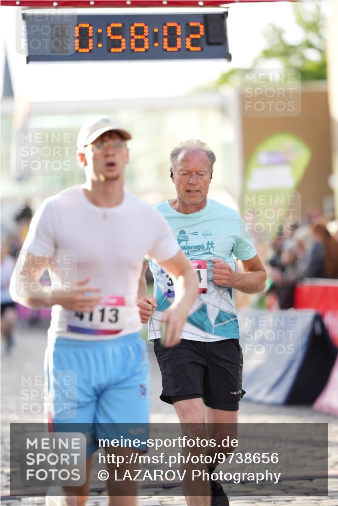 12.06.2026 - Holstenköstenlauf LAZAROV Photography http://msf.ph/oto/9738656 12.06.2026 19:58:01 Laufen 3534, 3824, 3902, 3952, 4113, 4578 meine-sportfotos.de
