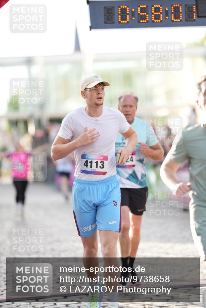 12.06.2026 - Holstenköstenlauf LAZAROV Photography http://msf.ph/oto/9738658 12.06.2026 19:58:00 Laufen 3534, 3824, 3902, 3952, 4113, 4578, 4855, 4856 meine-sportfotos.de