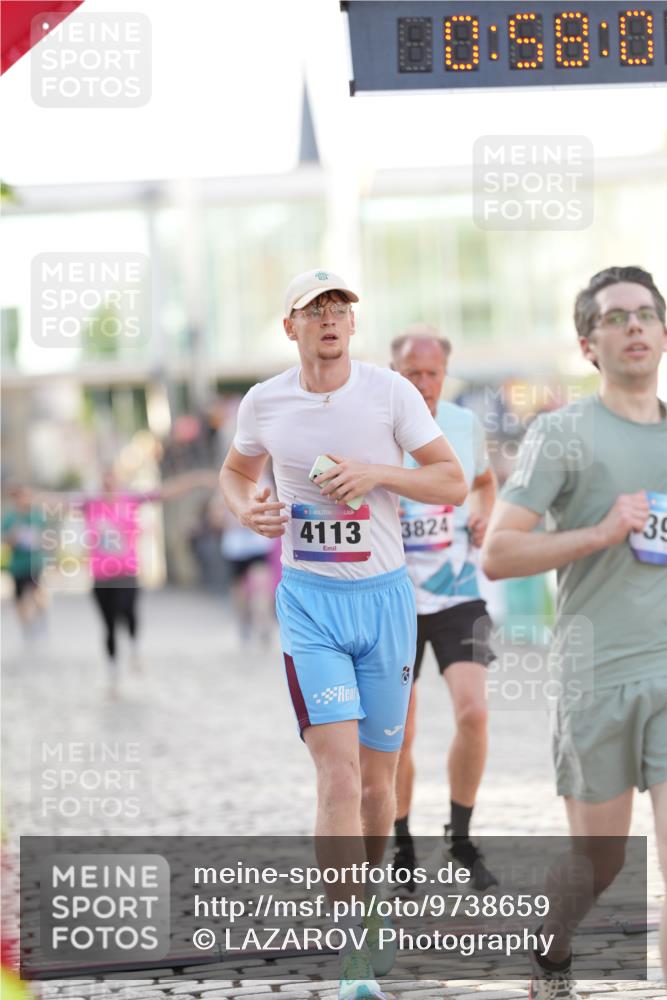 12.06.2026 - Holstenköstenlauf LAZAROV Photography http://msf.ph/oto/9738659 12.06.2026 19:58:00 Laufen 3534, 3824, 3902, 3952, 4113, 4578, 4855, 4856 meine-sportfotos.de