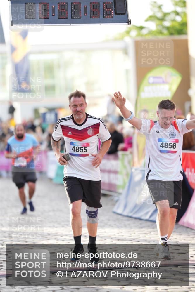 12.06.2026 - Holstenköstenlauf LAZAROV Photography http://msf.ph/oto/9738667 12.06.2026 19:57:54 Laufen 3063, 3104, 3411, 3417, 3534, 3753, 3902, 4855, 4856 meine-sportfotos.de