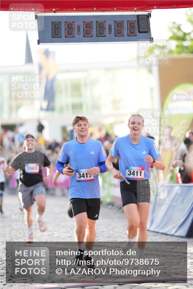 12.06.2026 - Holstenköstenlauf LAZAROV Photography http://msf.ph/oto/9738675 12.06.2026 19:57:49 Laufen 3063, 3104, 3170, 3411, 3417, 3753 meine-sportfotos.de