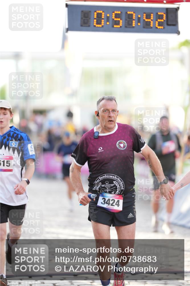 12.06.2026 - Holstenköstenlauf LAZAROV Photography http://msf.ph/oto/9738683 12.06.2026 19:57:41 Laufen 3170, 3423, 3424, 3511, 3760, 4275, 4372, 4562, 4615 meine-sportfotos.de