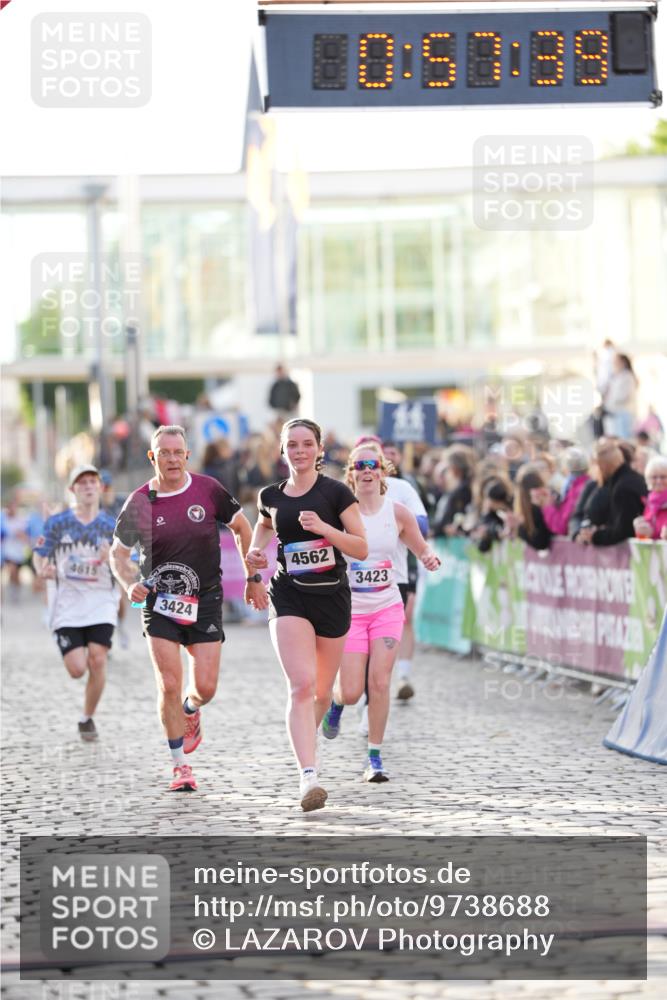 12.06.2026 - Holstenköstenlauf LAZAROV Photography http://msf.ph/oto/9738688 12.06.2026 19:57:38 Laufen 3423, 3424, 3511, 3760, 4275, 4372, 4562, 4615 meine-sportfotos.de