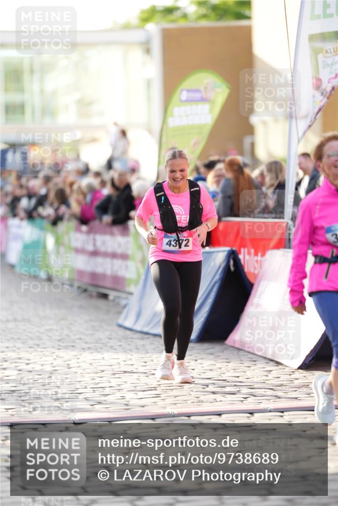 12.06.2026 - Holstenköstenlauf LAZAROV Photography http://msf.ph/oto/9738689 12.06.2026 19:57:36 Laufen 3423, 3424, 3760, 3977, 3979, 4372, 4562, 4615 meine-sportfotos.de