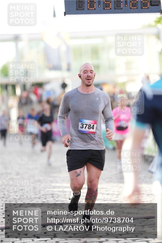 12.06.2026 - Holstenköstenlauf LAZAROV Photography http://msf.ph/oto/9738704 12.06.2026 19:57:25 Laufen 3190, 3194, 3260, 3784, 3892, 3991, 4376, 4377, 4566, 4592, 4802 meine-sportfotos.de