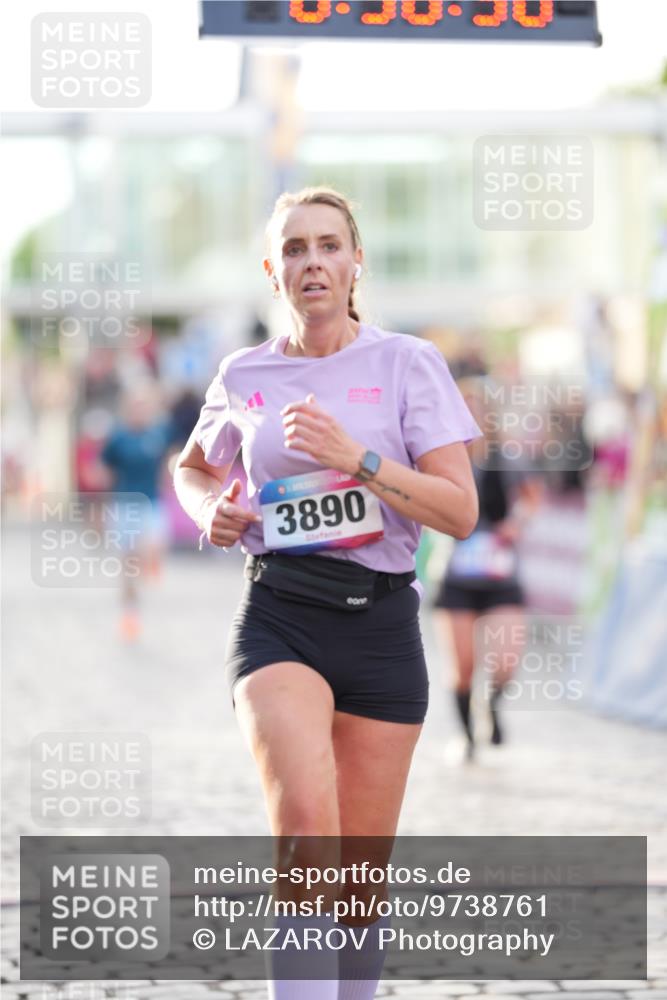 12.06.2026 - Holstenköstenlauf LAZAROV Photography http://msf.ph/oto/9738761 12.06.2026 19:56:29 Laufen 3160, 3397, 3767, 3890 meine-sportfotos.de