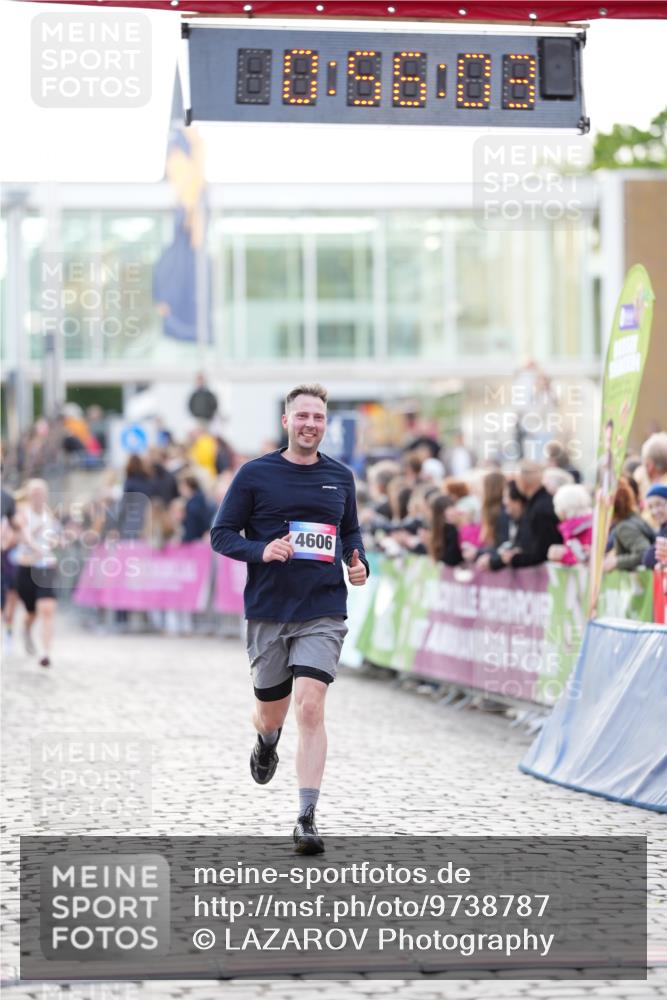 12.06.2026 - Holstenköstenlauf LAZAROV Photography http://msf.ph/oto/9738787 12.06.2026 19:56:02 Laufen 3681, 3703, 4606, 4926 meine-sportfotos.de
