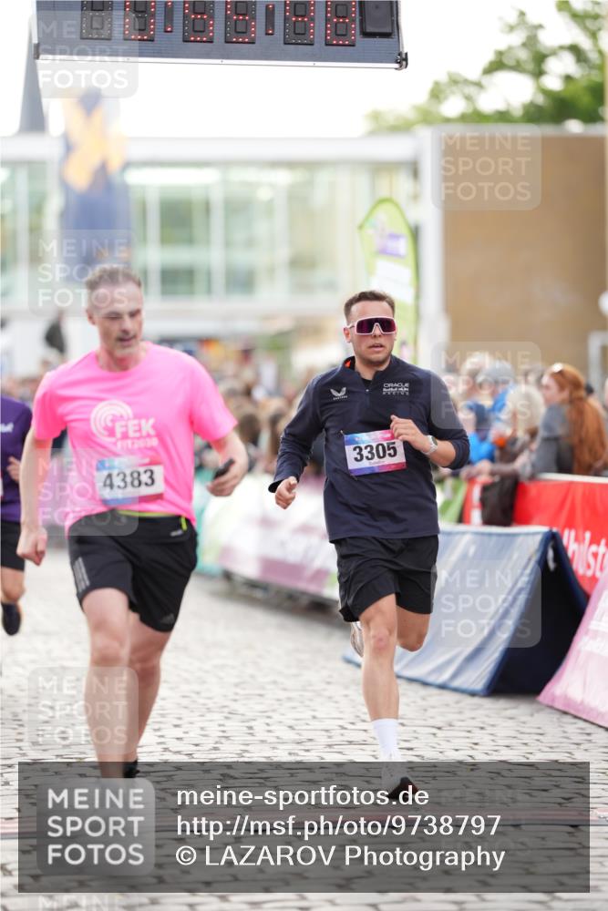 12.06.2026 - Holstenköstenlauf LAZAROV Photography http://msf.ph/oto/9738797 12.06.2026 19:55:47 Laufen 3227, 3305, 3543, 4224, 4383, 4400 meine-sportfotos.de