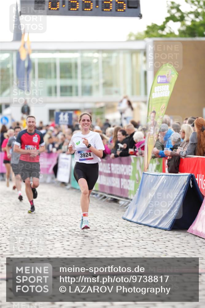 12.06.2026 - Holstenköstenlauf LAZAROV Photography http://msf.ph/oto/9738817 12.06.2026 19:55:35 Laufen 3247, 3283, 3519, 3668, 3924, 4158, 4390, 4416, 4712 meine-sportfotos.de