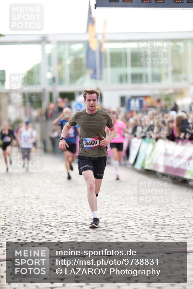 12.06.2026 - Holstenköstenlauf LAZAROV Photography http://msf.ph/oto/9738831 12.06.2026 19:55:26 Laufen 3247, 3460, 4390, 4888 meine-sportfotos.de