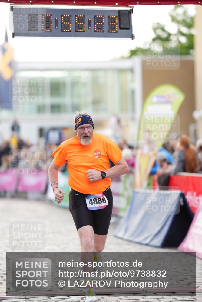 12.06.2026 - Holstenköstenlauf LAZAROV Photography http://msf.ph/oto/9738832 12.06.2026 19:55:22 Laufen 3364, 3684, 3779, 3796, 3877, 4876, 4888 meine-sportfotos.de
