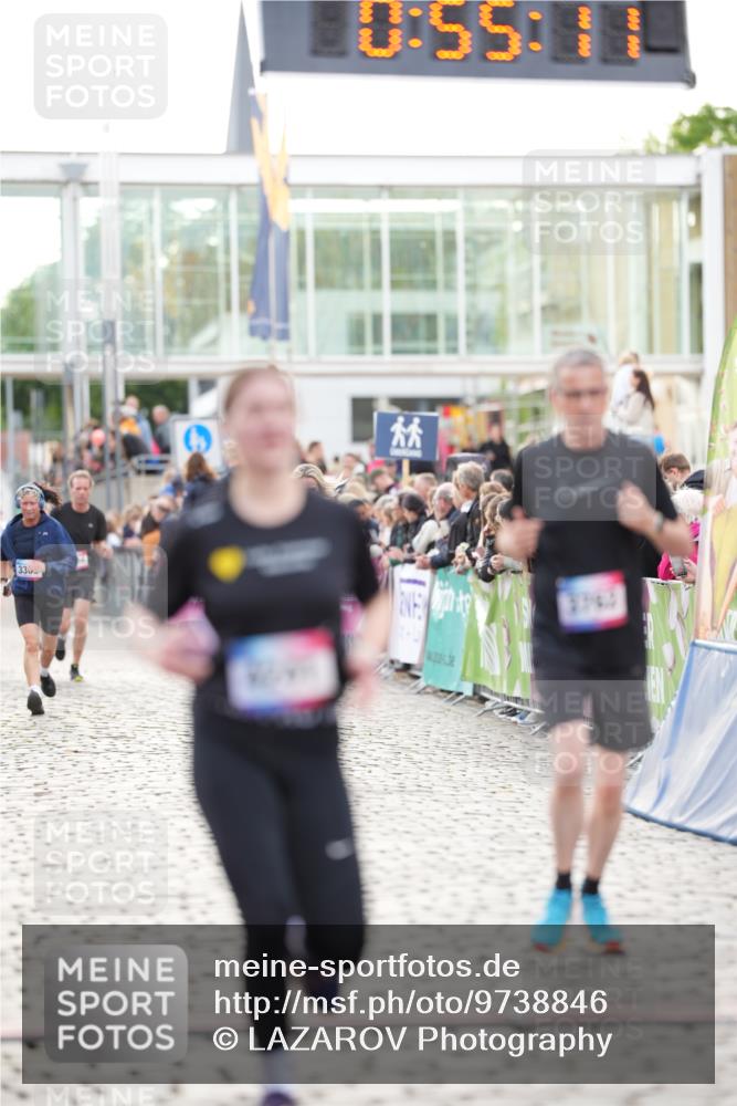 12.06.2026 - Holstenköstenlauf LAZAROV Photography http://msf.ph/oto/9738846 12.06.2026 19:55:10 Laufen 3762, 3914, 4241, 4544 meine-sportfotos.de