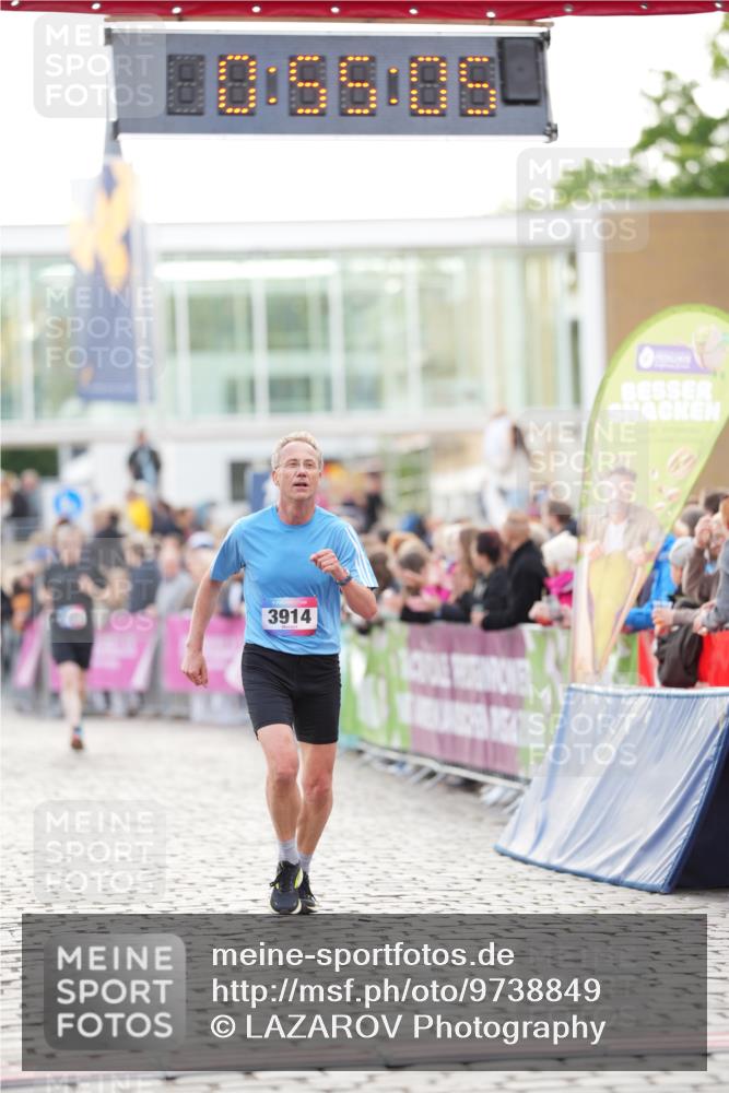 12.06.2026 - Holstenköstenlauf LAZAROV Photography http://msf.ph/oto/9738849 12.06.2026 19:55:04 Laufen 3164, 3181, 3914 meine-sportfotos.de