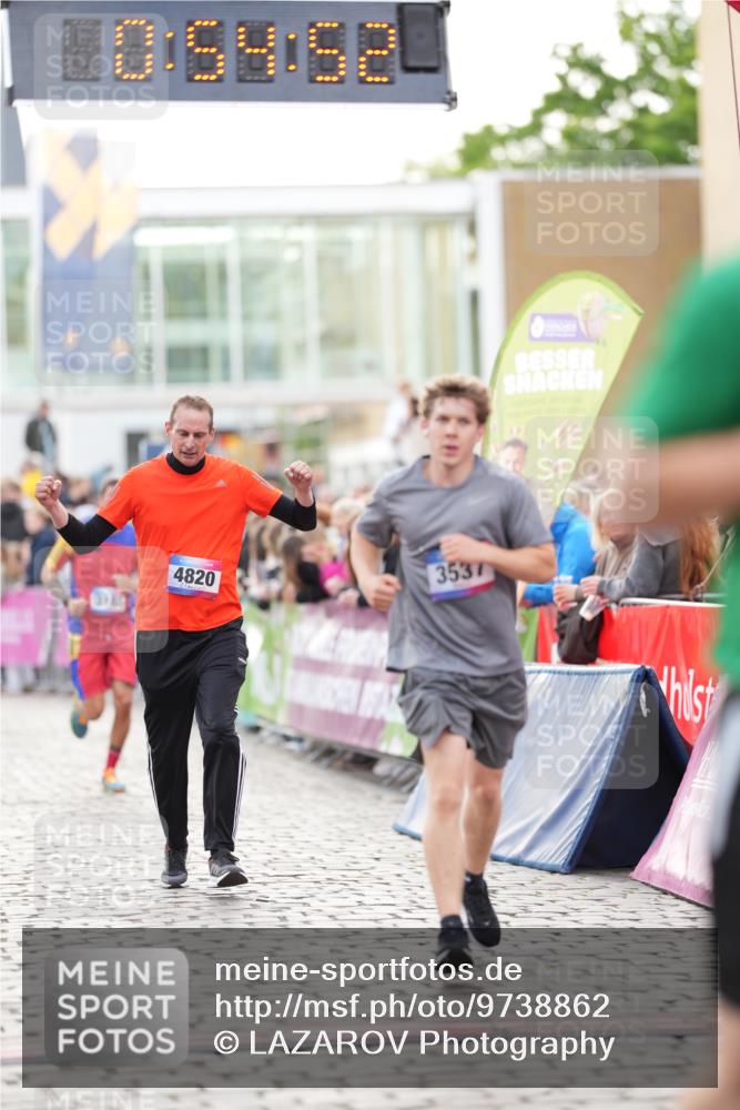 12.06.2026 - Holstenköstenlauf LAZAROV Photography http://msf.ph/oto/9738862 12.06.2026 19:54:51 Laufen 3053, 3102, 3537, 3569, 4144, 4145, 4551, 4820 meine-sportfotos.de