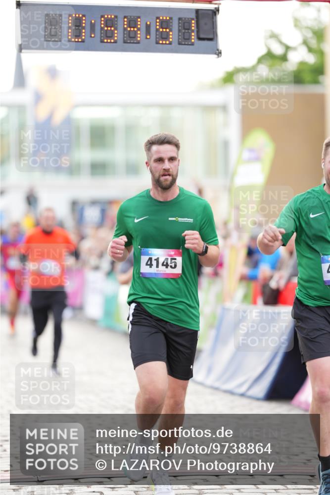 12.06.2026 - Holstenköstenlauf LAZAROV Photography http://msf.ph/oto/9738864 12.06.2026 19:54:50 Laufen 3007, 3053, 3102, 3537, 4144, 4145, 4551, 4820 meine-sportfotos.de