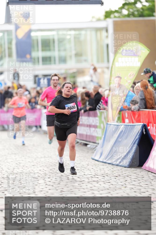 12.06.2026 - Holstenköstenlauf LAZAROV Photography http://msf.ph/oto/9738876 12.06.2026 19:54:42 Laufen 3007, 3053, 3618, 4600 meine-sportfotos.de