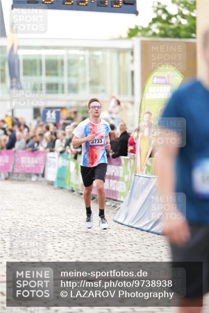 12.06.2026 - Holstenköstenlauf LAZAROV Photography http://msf.ph/oto/9738938 12.06.2026 19:53:42 Laufen 3117, 3147, 3733, 3755, 3834, 3973, 4173, 4869 meine-sportfotos.de