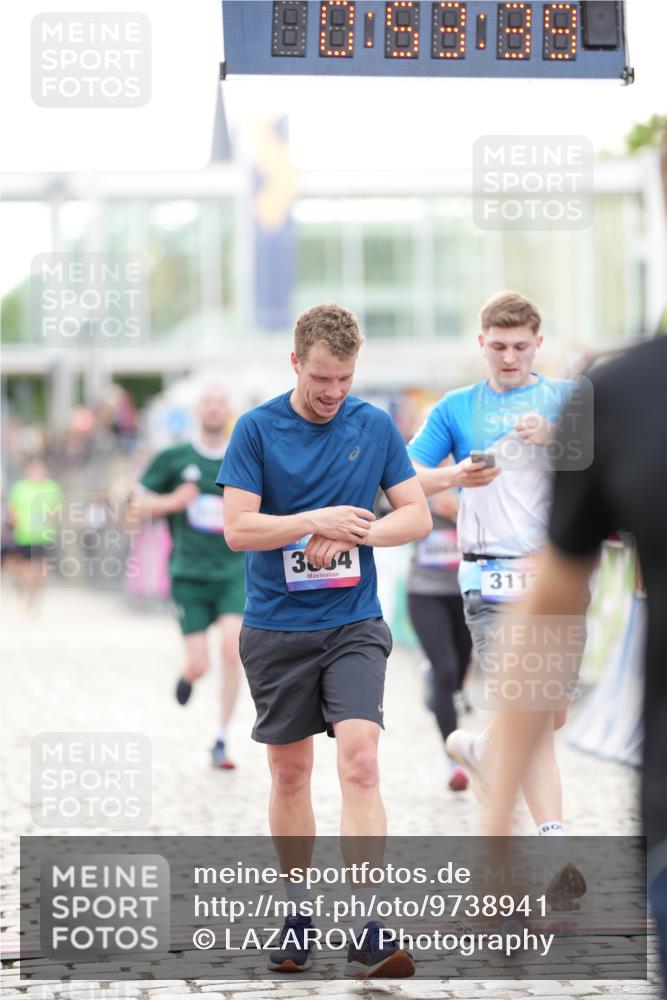 12.06.2026 - Holstenköstenlauf LAZAROV Photography http://msf.ph/oto/9738941 12.06.2026 19:53:38 Laufen 3117, 3147, 3186, 3206, 3434, 3557, 3615, 3755, 3834, 3973, 4173, 4184, 4225, 4625, 4869 meine-sportfotos.de